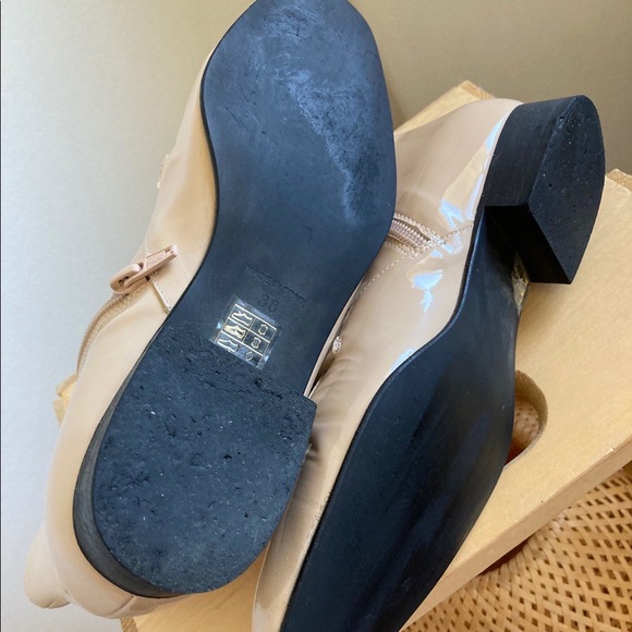 Free People Ankle Leather Flat Heel Booties Nude Boots Gold Chain Shoe Zipper - Picture 10 of 11